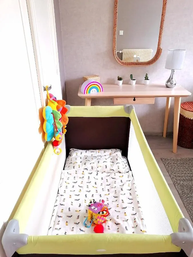 Apartmán F2 Lumineux Avec Vue- Puy-De-Dome A 10 Min - Parking Gratuit Royat