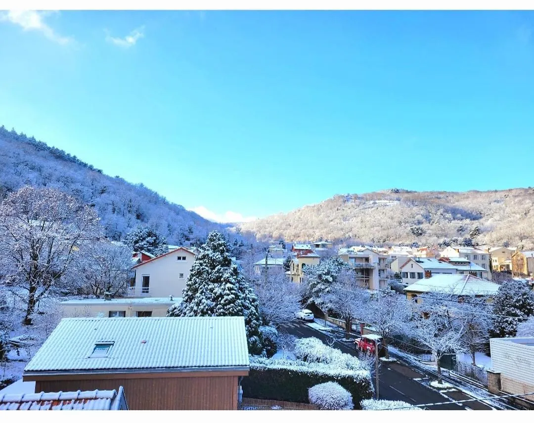 Apartmán F2 Lumineux Avec Vue- Puy-De-Dome A 10 Min - Parking Gratuit Royat 0*,